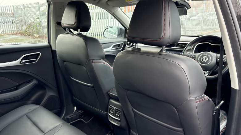 MG ZS 115kW Trophy EV Long Range 73kWh 5dr Auto Electric Hatchback